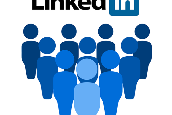 Attract C-Suite Attention: Boosting Engagement from CXOs in Your LinkedIn Group